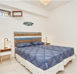 3 bedroom seaside apartments in Sicily, sleeps 6